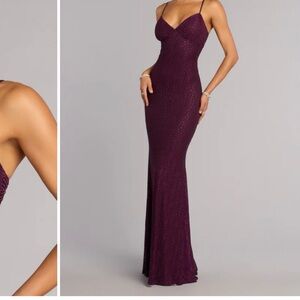 NEW WITH TAGS Windsor “Skylar” prom dress size Small (plum and sequins)